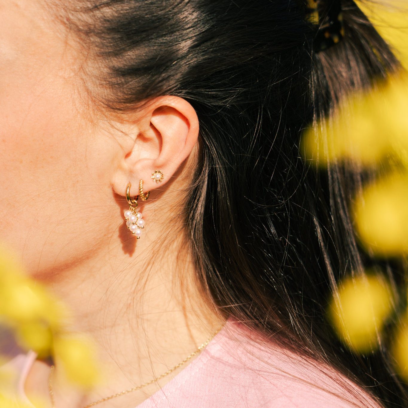 Flower pearl stud - OORBEL