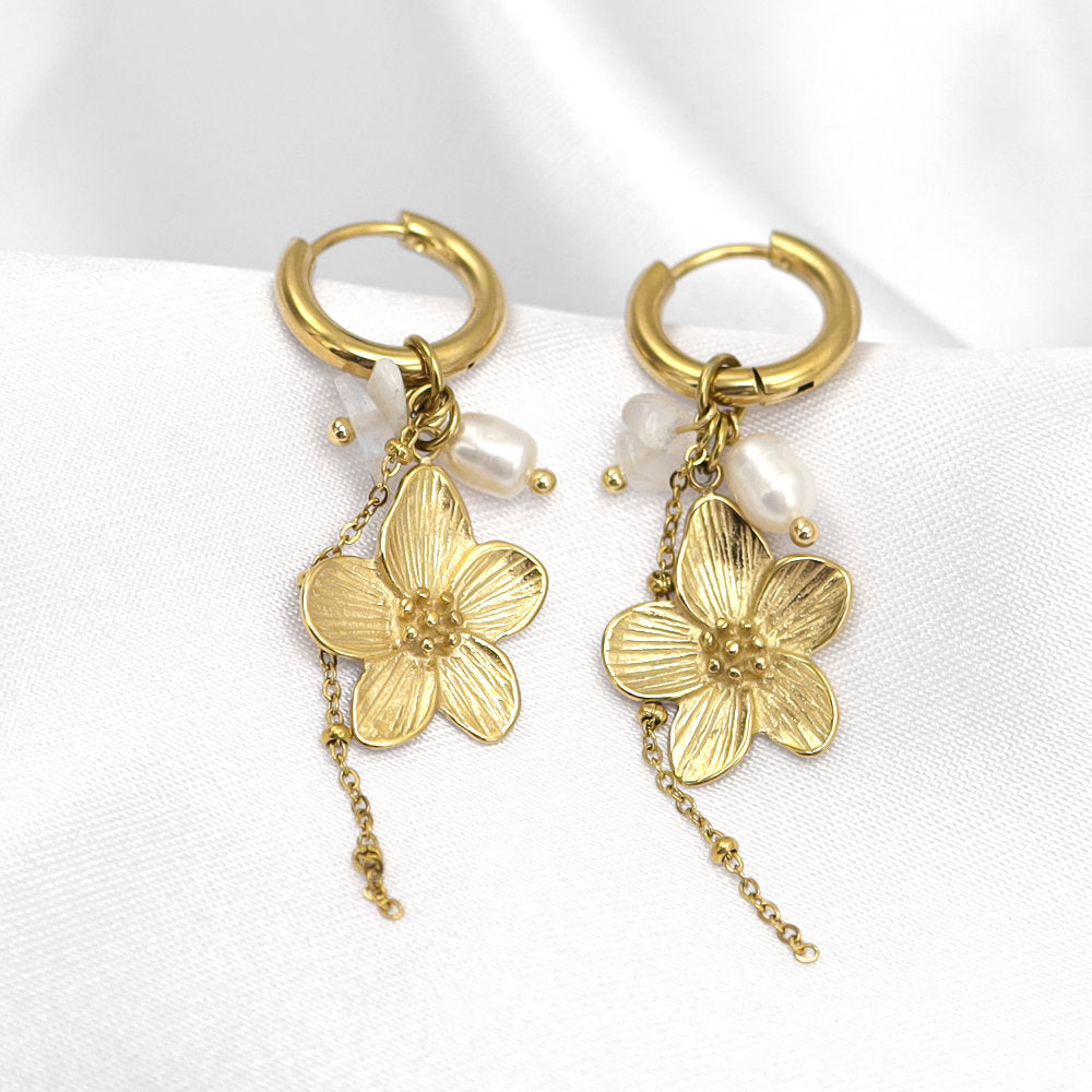 Elegant flower pearl - OORBEL